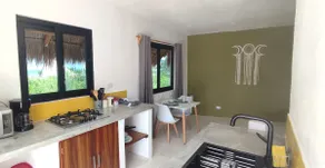 Private Rooftop, Sea Views, Full Kitchen, PH - Image 2