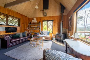 Cygnet Cabin - Image 4
