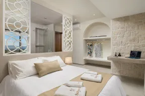 VillaLogari heated pool/jacuzzi/breakfast basket - Image 5