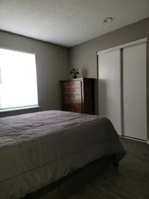Quaint and Cozy Apartment - Image 4