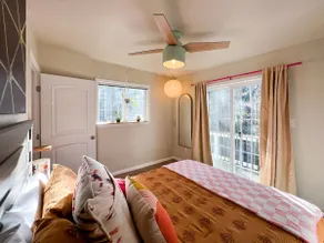Cozy Sonoma Creekside Escape: Couples Retreat - Image 4