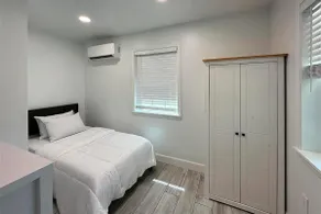 Tiny Luxury Cabin On White River - Image 5