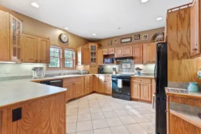 Luxury Mountain Top Living For The Whole Family - Image 4