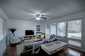 The North Star - Luxury 3bd/3ba Home by WholeFoods - Image 2