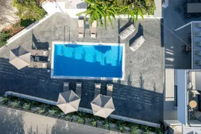 Newly Renovated Queen Bee Villa, with Private Pool & Ping-Pong table - Image 2