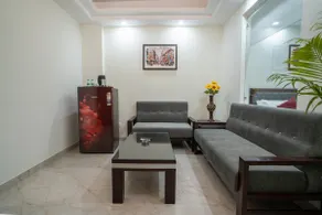 1 BHK Serviced Apartment Near By Galleria Market - Image 3