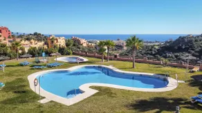 15 First line Penthouse with wonderful seaview near Duquesa Golf Manilva Andalucia - Image 2