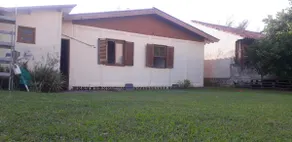 Simple beachfront house - Image 3