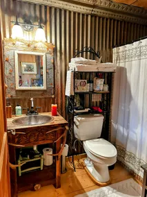 Cozy Suite With Mountain Views Near Boone - Image 4
