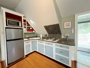Buttermilk Bay Private Studio - Image 4