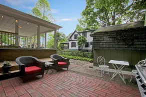 B and B's Beach House Accommodates Eleven Guests In 5 Bedrooms 2 Full Baths! - Image 5