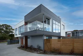 Waterview Beach Haven - Image 2