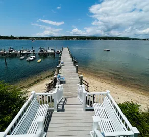 Niantic River Beach Cottage | Waterviews - Image 3