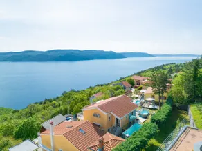 House Marina Seaview & private Pool by 22Estates - Image 5