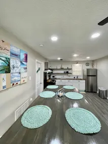 Timeout Retreat Beach House - Image 3