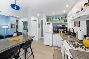 A Suite Downtown- Lake access, hiking, and more! - Image 4
