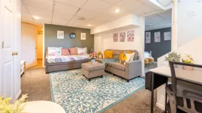 Charming Modern Farmhouse Retreat - Image 3