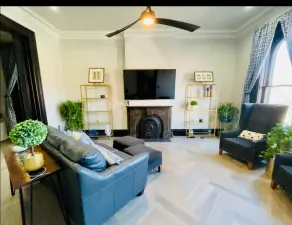 5,500 sq ft Historic Fletcher Place Home in Heart of Downtown Indy (Fountain Square)-Sleeps 22! - Image 3