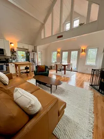 Happy Valley Lake House Waterfront • Kayaks/Canoe - Image 2
