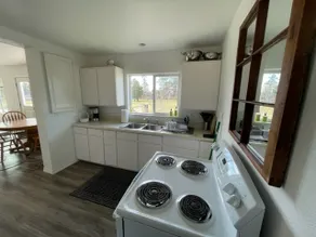 Douglas Road House - Image 4