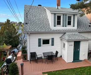 Little retro lake house (3 floors) + sauna - Image 2