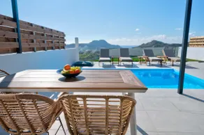 Villa Iris - Image 2