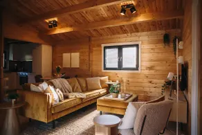 The Oak Tree Lodge · Luxe family friendly boshuis - Image 2