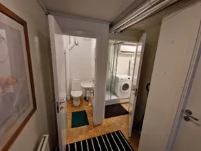 Comfortable apartment close to city center/hospital EV-chg - Image 4