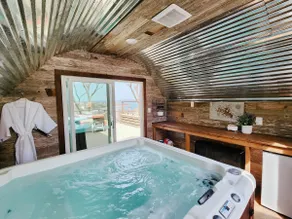 Romantic cabin with Lakeview/ private hot tub room - Image 4