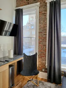 3rd & Main Studio Martini - Image 4