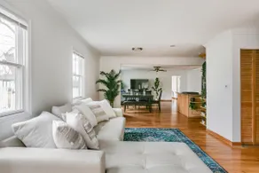 5 Beds | DC | McLean Metro| Luxe | DMV | Sleep 10 - Image 3