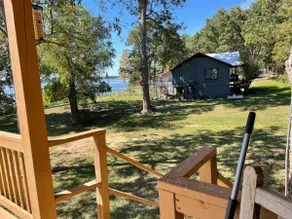 Swannie's At Eagle Lake - Image 3