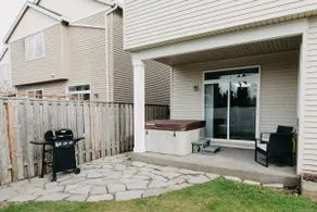 Spacious 3 BR House w/hot tub in SE Portland, Sleeps 8, near popular attractions - Image 5