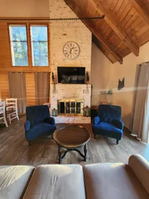 Forest View Cabin (4 bedrooms) - Image 3