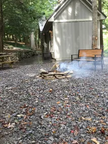 Hemlock Hideaway Cabin with waterfalls, walking trails - Image 4