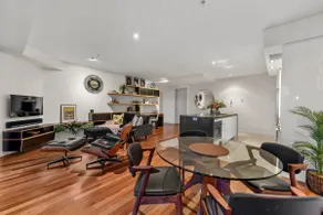 Skyhigh Executive! ~ 2Bed/2Bath/1Car/Views ~ CBD - Image 4
