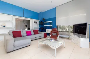 luxury sea view apartment with 2 rooms - Image 2