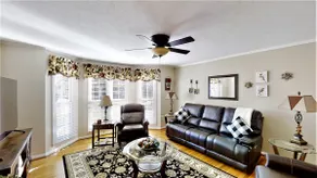 Patty's Place - Image 4