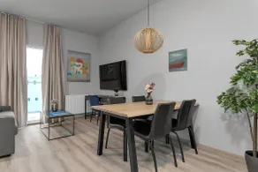 B20 Apartments - Eldlilja - Image 4