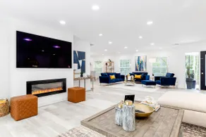 Luxurious House in Buckhead w/hot tub - Walk to Lenox - Image 3