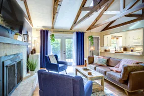 Relaxing Mountain Cabin for Families and Dogs - Image 2
