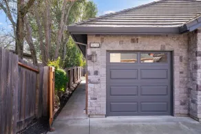 Wine Country Guest House - Image 2