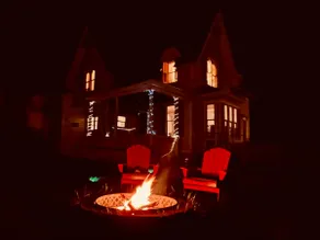 3 bdrm Artsy Victorian Gothic Cottage - Image 5