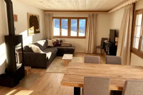Gstaad: Panoramic terrace with panoramic views of the Alps - Image 4