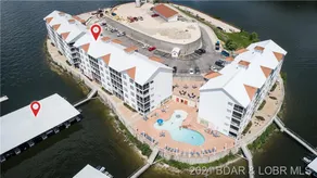 Dock Holiday 3 Bedroom 2 Bathroom Close to Pool - Image 2