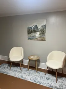 Cozy Cottage- Entire home- Center of Lenoir - Image 5