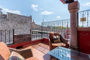 Villa Mesones Perfect location! - Image 2