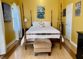 Spacious 2BR Apt - 7min Walk to Grove PATH/NYC - Image 5