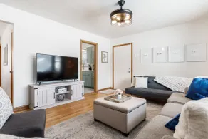 Bright at Home - Image 5
