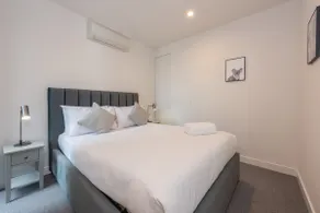 Modern 1BR Apt in Brunswick East, 15 mins from CBD - Image 2